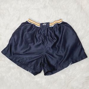 90s VTG NIKE Nylon Silky Soccer Large Shorts Running Training Waist Logo Glanz